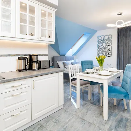 Nadrzeczna, Sun & Snow