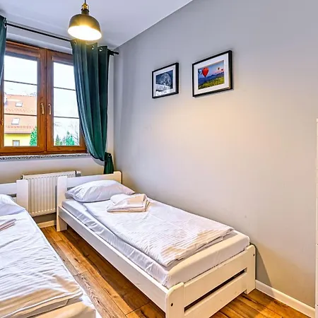 Nadrzeczna, Sun & Snow *