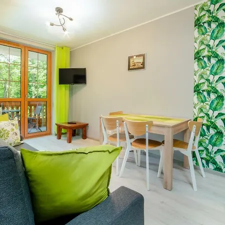 Nadrzeczna, Sun & Snow