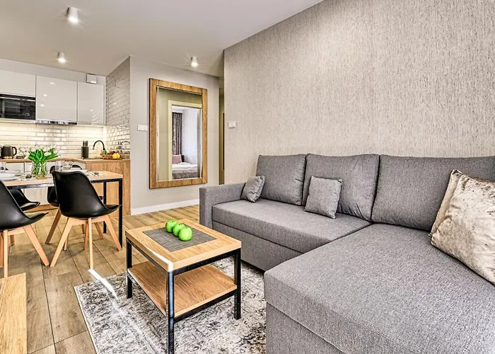 Nadrzeczna, Sun & Snow *